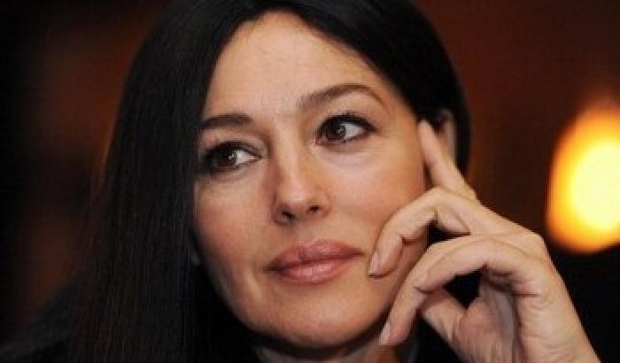 Monica Bellucci: ‘Italiani hanno talento nello sputarsi addosso’