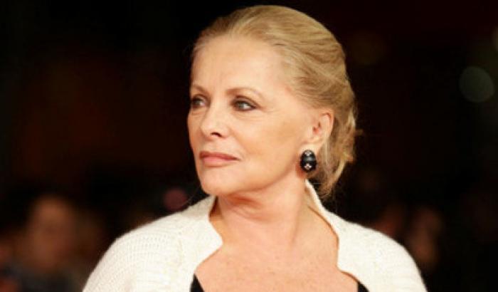 Virna Lisi premiata con il ratto delle Sabine