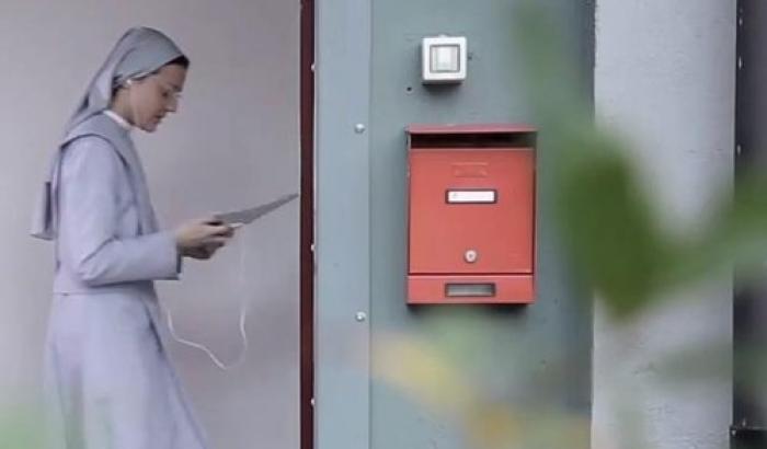 Il ritorno di Suor Cristina: il video parla agli Usa
