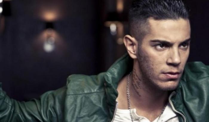 Emis Killa: giudice nel talent show di Raffaella Carrà