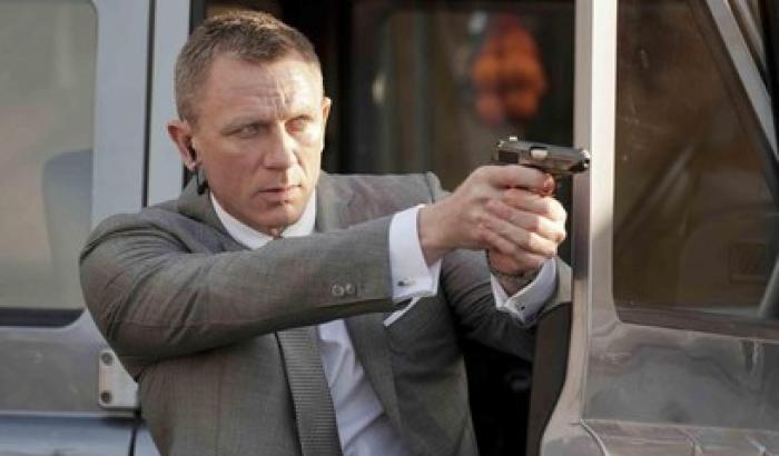 Il governo salva James Bond: sì all'uso delle armi sui set romani