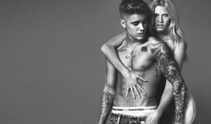 Justin Bieber, sexy testimonial 2015 di Calvin Klein