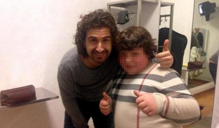 Sanremo, Siani annoia: battute datate e inutili sfottò