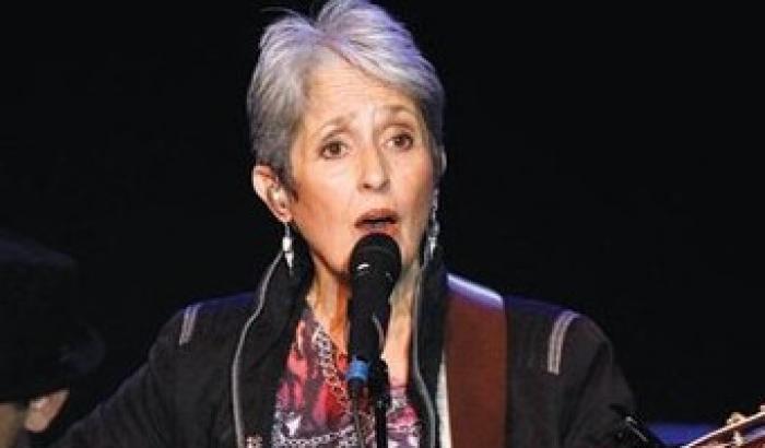 Joan Baez dedica una ballata ai No-Tav