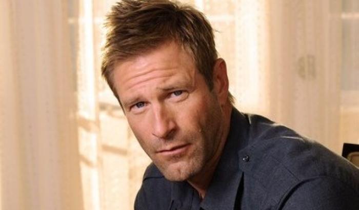 Il protagonista di Live, film girato in tempo reale, è Aaron Eckhart