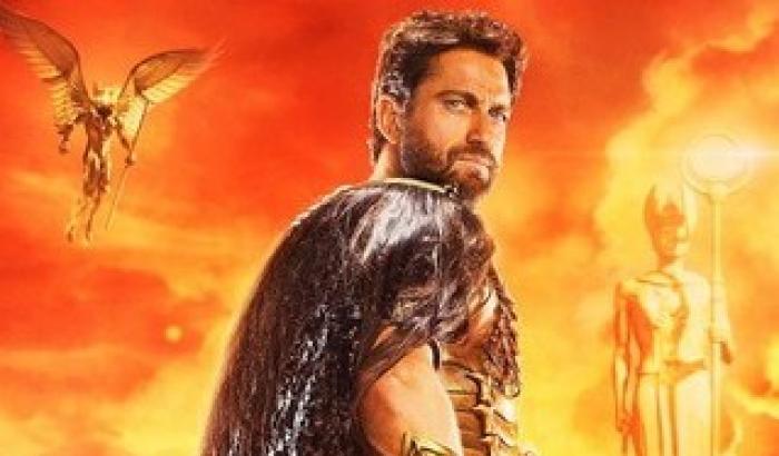 Gerard Butler, perfido dio del deserto in Gods of Egypt