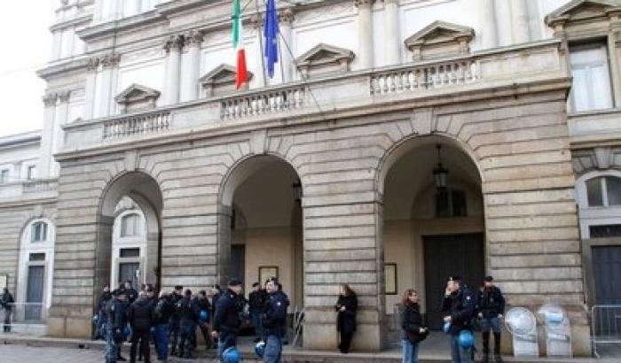 Prima alla Scala: livello massimo di allerta, timore per i lupi solitari