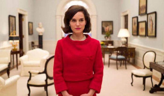 Natalie Portman è Jackie, nel biopic su Jacqueline Kennedy