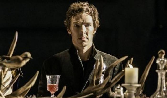 Amleto con Benedict Cumberbatch arriva al cinema: ecco il trailer