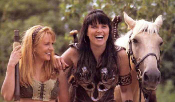 Xena torna in tv e fa coming out: ama Olimpia