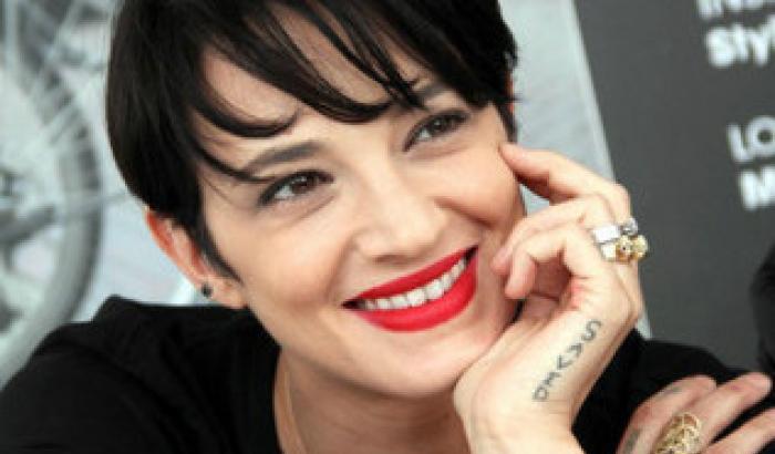 Asia Argento madrina al Pride di Roma