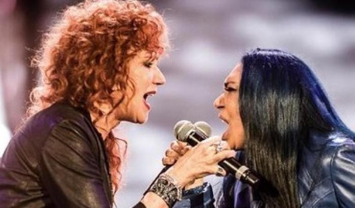 Bertè e le sue "amiche" all'Arena di Verona contro il femminicidio