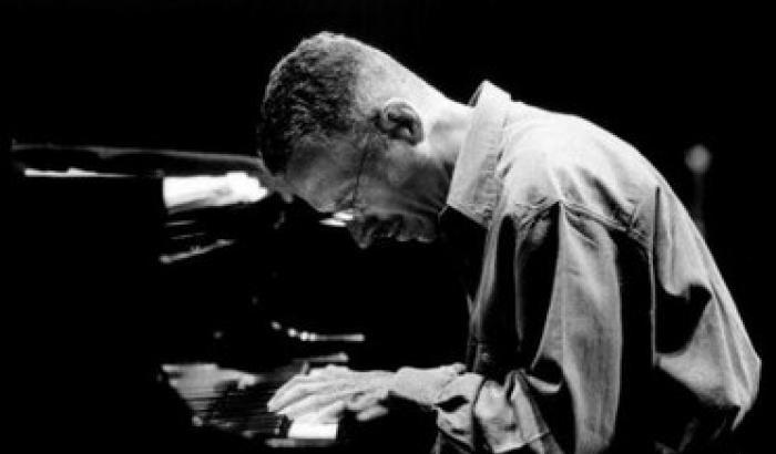 Silenzio! In scena genio e improvvisazione di Keith Jarrett