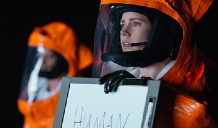 Venezia 73: Amy Adams protagonista del trailer dello sci-fi 'Arrival'