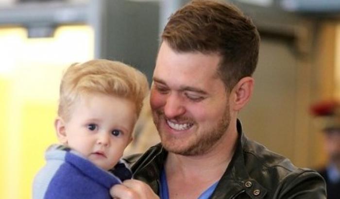 Michael Bublé: mio figlio Noah ha il cancro