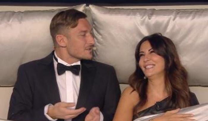 House Party, siparietto comico Ferilli-Totti nel nuovo show di Canale 5