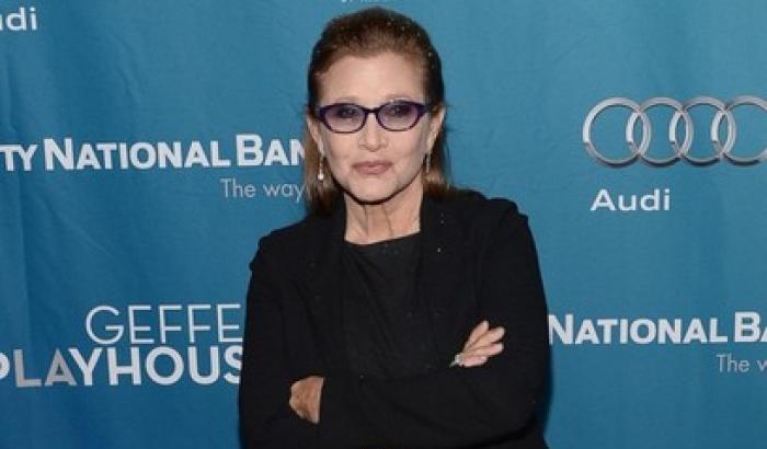 Paura per Carrie Fisher: ha avuto un infarto