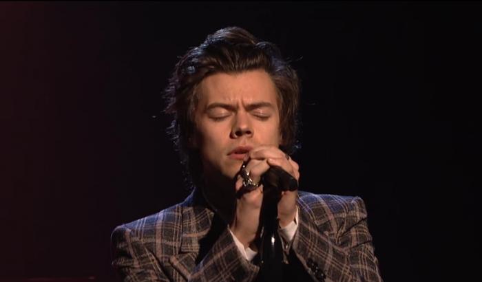 In streaming l'album del debutto da solista di Harry Styles