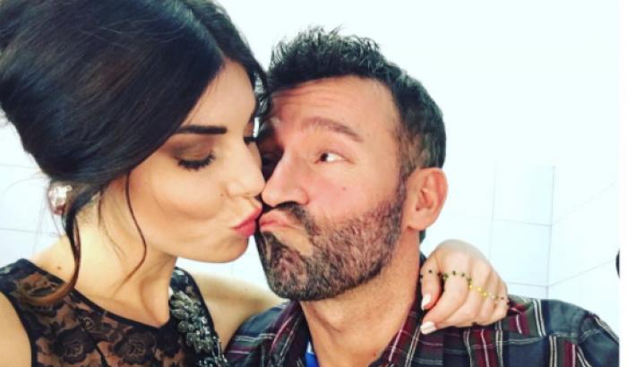 Bianca Atzei e il tweet su Max Biaggi: "Tanta paura per il mio amore"