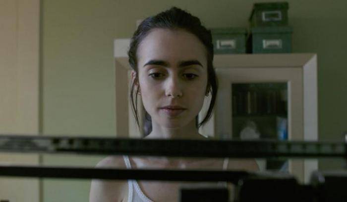 Lily Collins: "Perdere 10 chili era un po' come chiudere il mio cerchio"