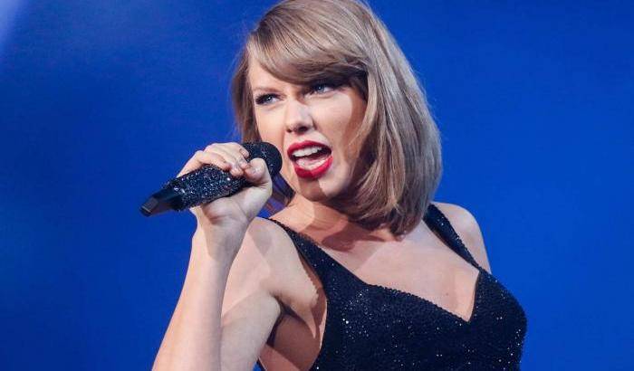 Taylor Swift arresta la 'Despacitomania' con un brano che sbanca tutti i record