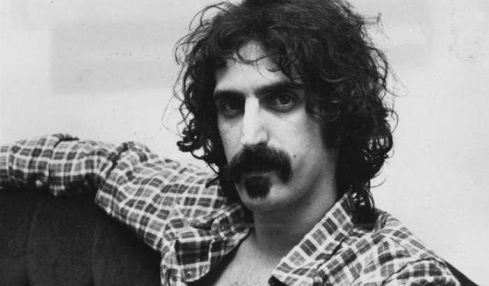 Frank Zappa, tour con il morto: niente paura, è un ologramma