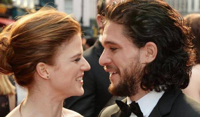 Kit Harington e Rose Leslie forse si sposano: scoppia la disperazione tra i fan di GoT