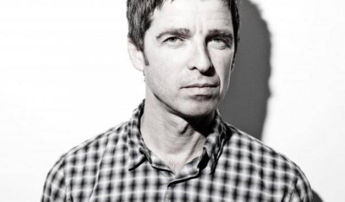 Who built the moon? Noel Gallagher lancia l'album... e qualche frecciata a Liam