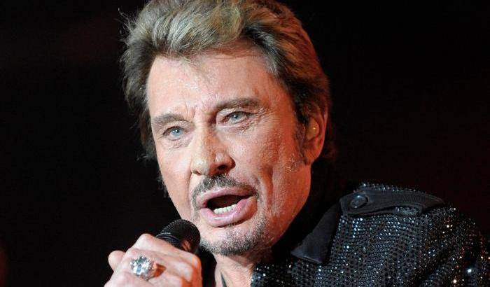 Lite sull'eredità di Johnny Hallyday: congelati i beni del cantante