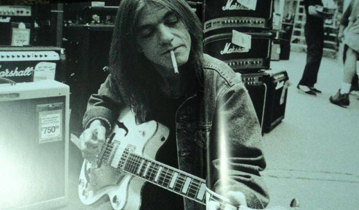 AC/DC in lutto per la morte di Malcolm Young co-fondatore della band