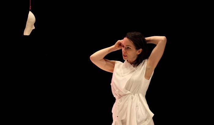 Contro la violenza sulle donne: a teatro la storia di Lucia Annibali