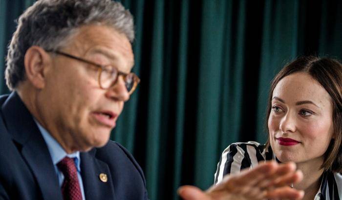 Dopo le accuse di molestie parla Al Franken: mi vergogno