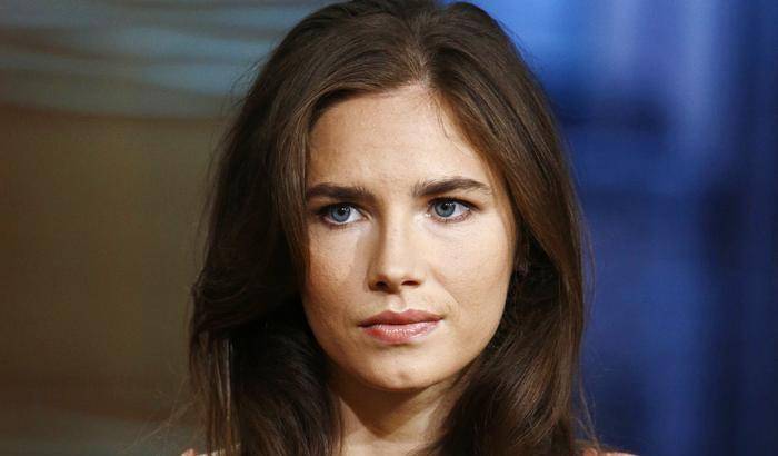 Amanda Knox: "Per l'accusa ero una femme fatale pazza di sesso"