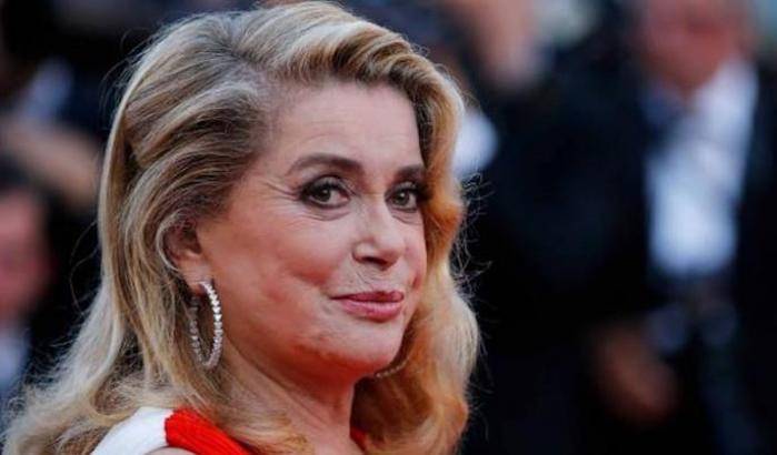 Diritto di importunare? Rivolta delle femministe contro Catherine Deneuve