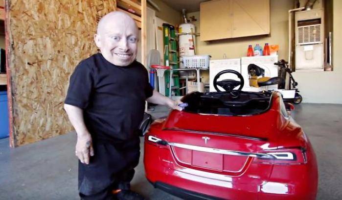 Addio a  Verne Troyer: fu Mini Me nella serie Austin Powers