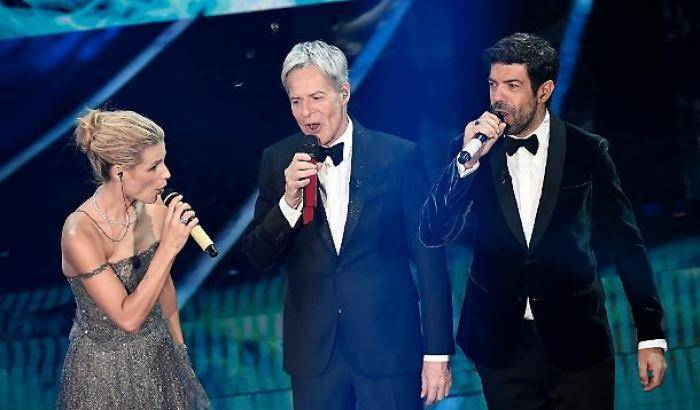 Baglioni bis: sarà il Divo Claudio a condurre di nuovo Sanremo