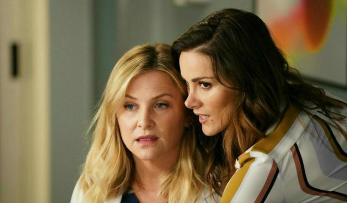 Grey's Anatomy all'ultima puntata tra colpi di scena e passaggio al web