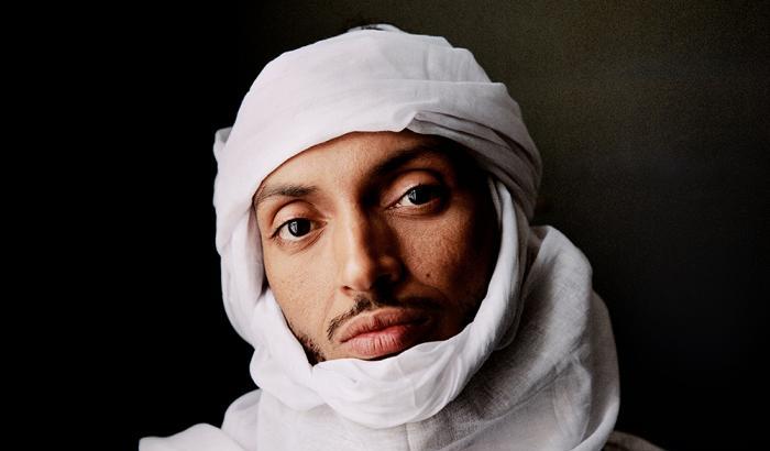 Bombino suona il rock del deserto per i rifugiati