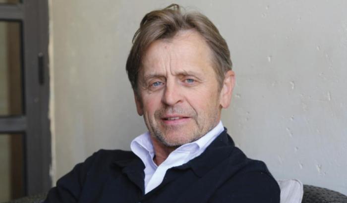 Mikhail Baryshnikov, genio della danza, insulta Trump: mortifica gli Usa