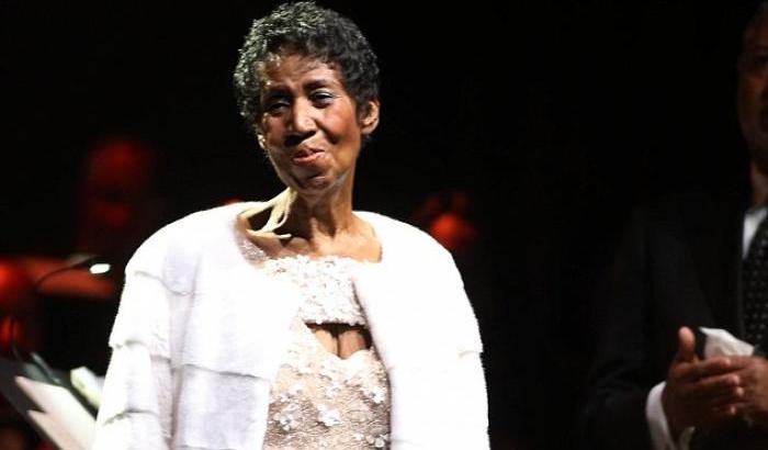 Aretha Franklin è gravissima. La famiglia: pregate per la Regina del Soul