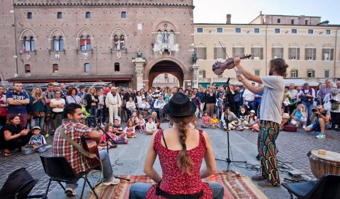 Suonatori in strada e d'Irlanda al Buskers Festival di Ferrara