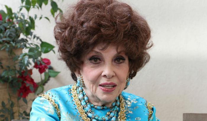 Malore per Gina Lollobrigida, ricoverata al Sant'Eugenio