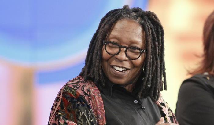 Whoopi Goldberg in un video ai fan: "Ho rischiato di morire"