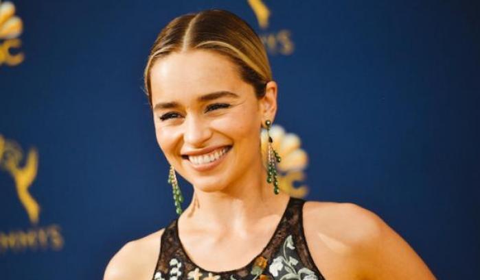 Emilia Clarke: "Ho avuto due aneurismi a 24 anni, ho chiesto ai medici di lasciarmi morire"