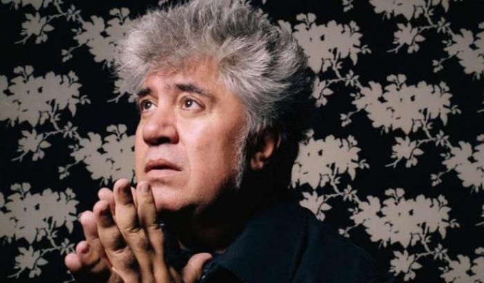 Almodovar e il ricordo doloroso del collegio cattolico: "i preti abusavano dei bambini e nessuno fece nulla"