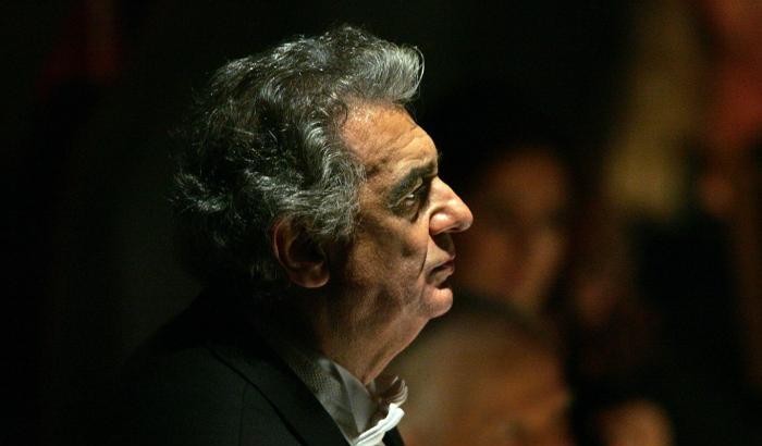 Placido Domingo ha ammesso di aver commesso abusi sessuali