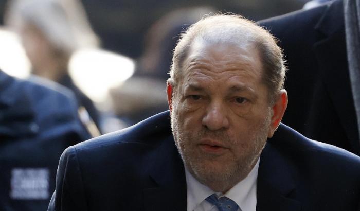 Harvey Weinstein condannato a 23 anni per stupro