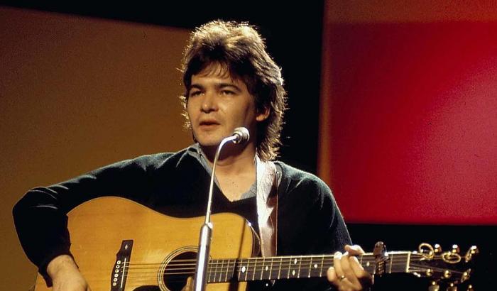 Il Covid19 colpisce John Prine: addio al cantautore folk amato da Springsteen e Dylan