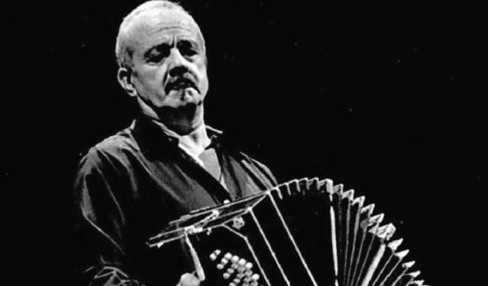 Astor Piazzolla: lo splendido equivoco dell’uomo che rivoluzionò il tango 