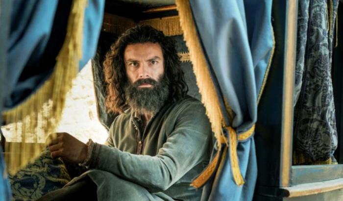 Arriva su Rai1 la serie su Leonardo da Vinci. Con Aidan Turner protagonista